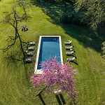 Hébergement de vacances La Chartreuse Des Ormeaux Maison De Maître En Dordogne *