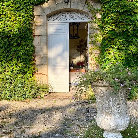La Chartreuse Des Ormeaux Maison De Maitre En Dordogne Tatil Evi